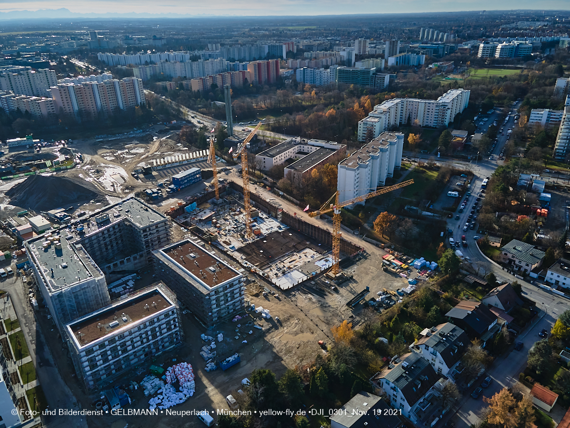 19.11.2021 - Luftbilder von der Baustelle Alexisquartier und Pandion Verde in Neuperlach